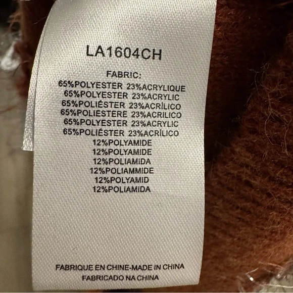 Molly Bracken Textured Eyelash Knit Sweater – Rust Orange (S) - Picture 8 of 11